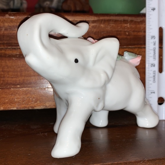 Elephant - Picture 5 of 5